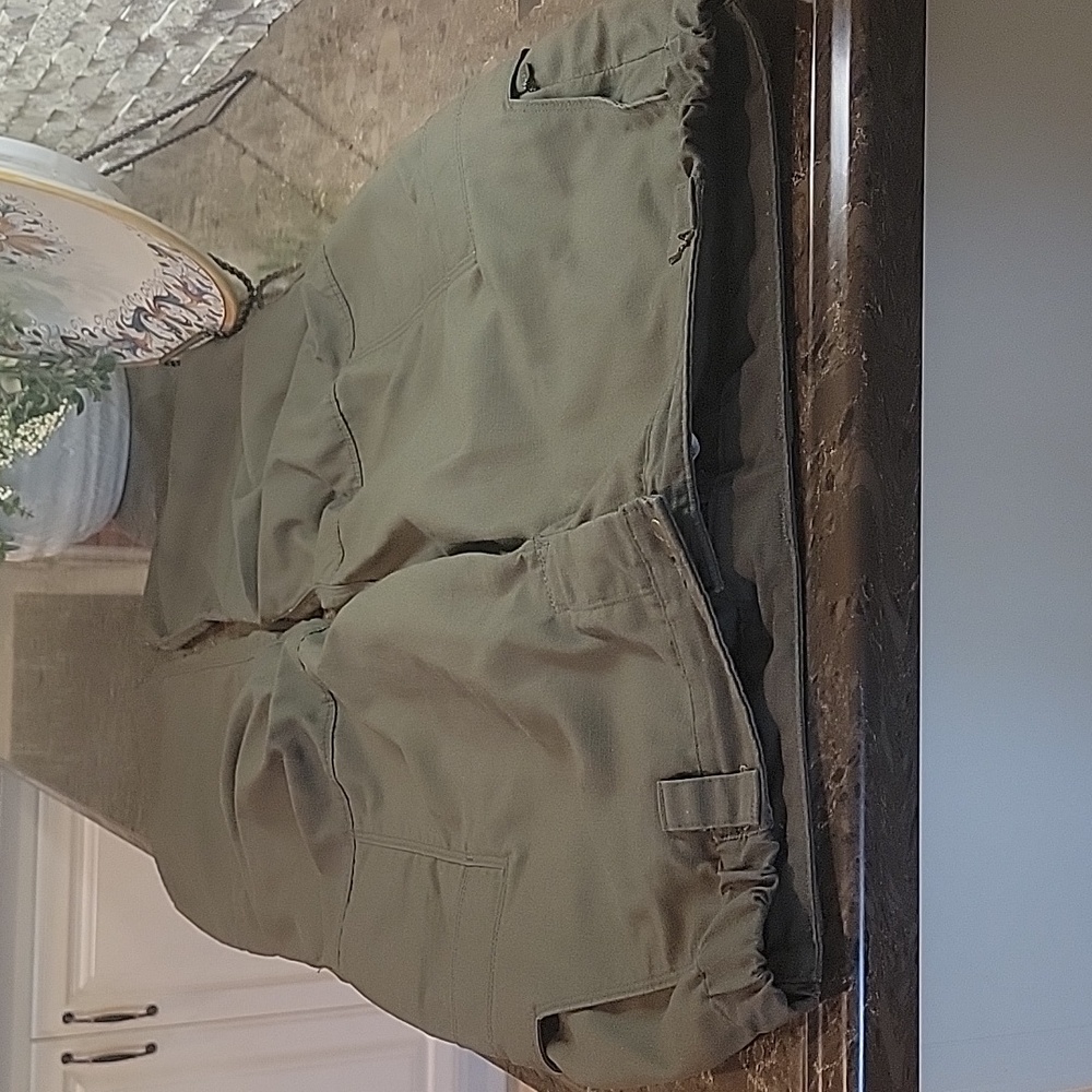 Womens utility pants size 10/32